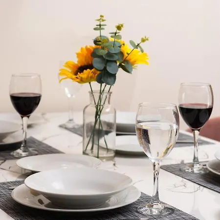 Apartment Luxury City Centre With Free Gated Parking